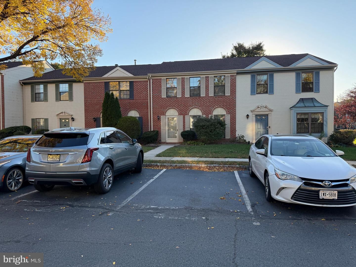 Property Photo:  7 Oneill Court  NJ 08648