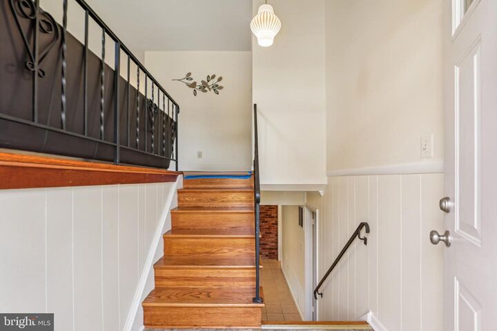 Property Photo:  617 Denham Road  MD 20851 