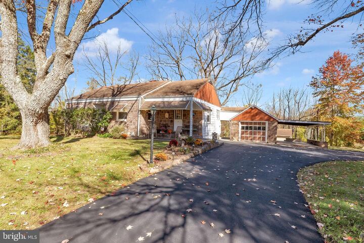 9 Woodsville Road  Hopewell NJ 08525 photo