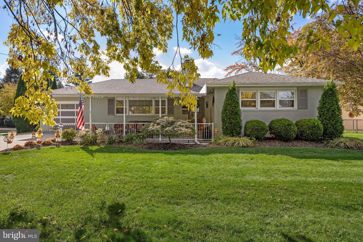Property Photo:  8 Linden Avenue  NJ 08077 