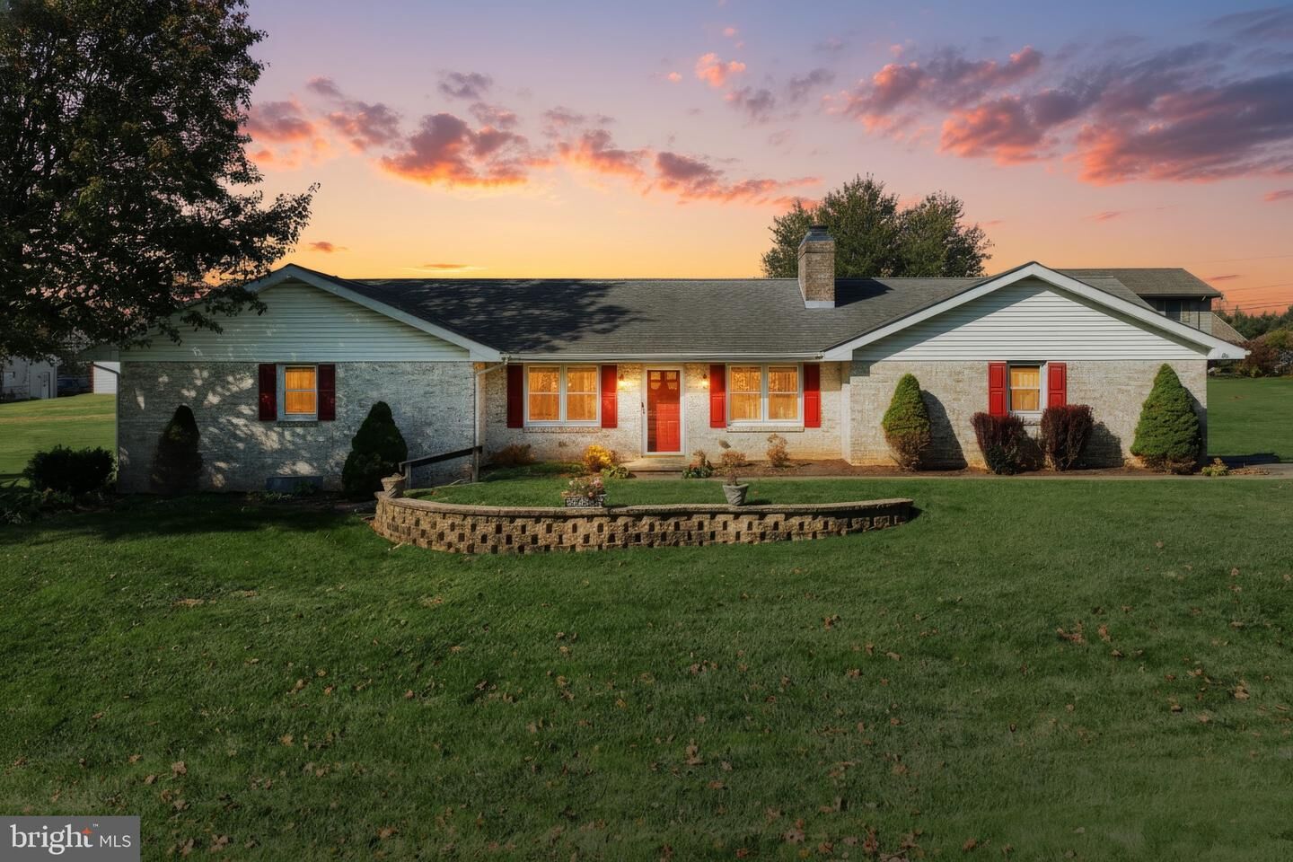 Property Photo:  244 Miller  PA 17501 