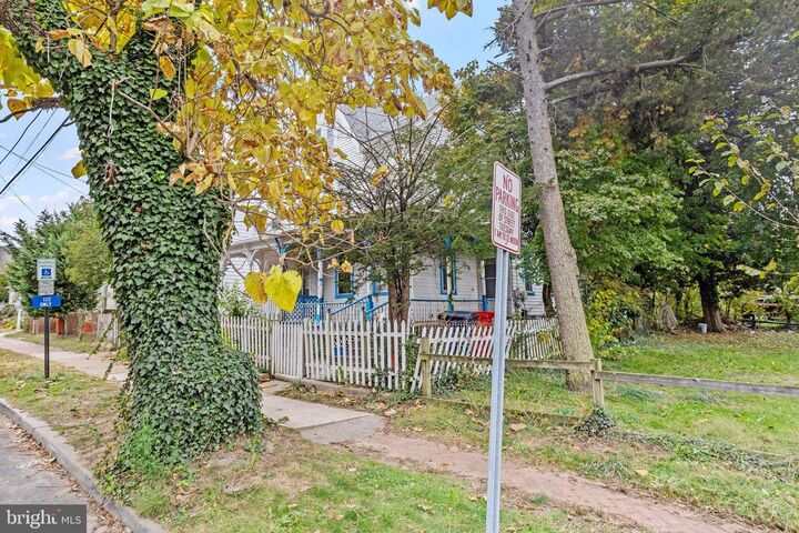 Property Photo:  122 York Street  NJ 08302 