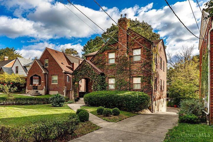 Property Photo:  1054 Rutledge Avenue  OH 45205