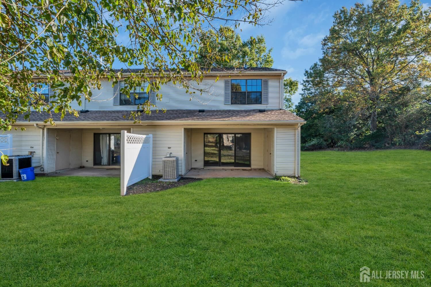 Property Photo:  127 Berkshire Court  NJ 08843