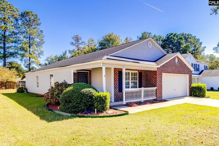 Property Photo:  8 Silverleaf  SC 29209