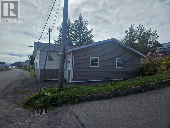 Property Photo:  112 Water Street West  NL A0E 2V0 