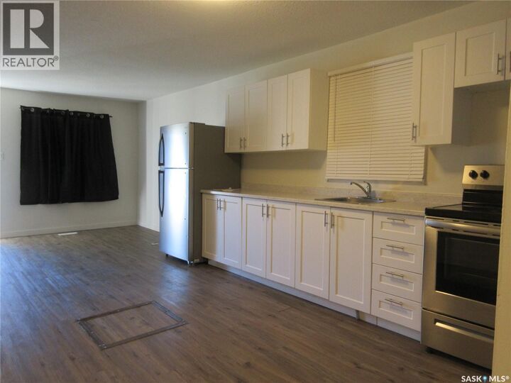 Property Photo:  360 Rose Street  SK S4R 1Z2