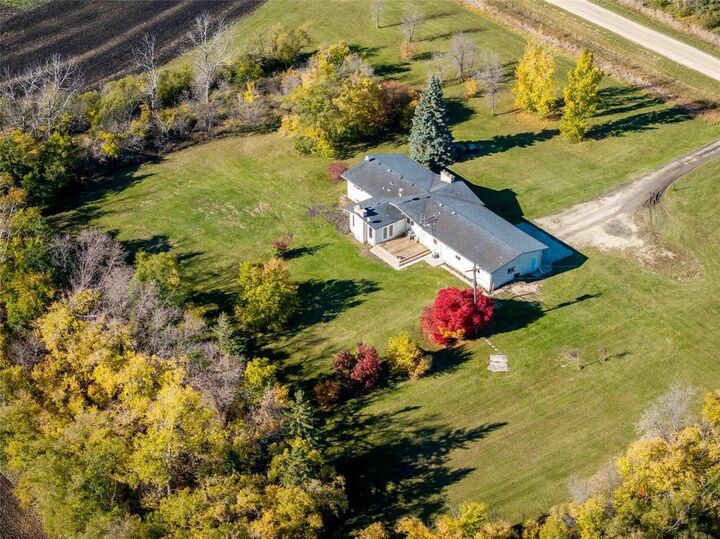 3089 Road 64N Road  Rosser MB R0H 1E0 photo