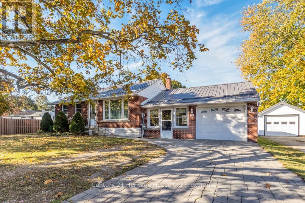 Property Photo:  50 Machenry Street  ON N0N 1J0 