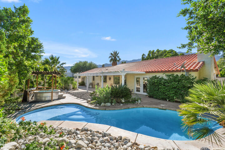 2910 N Bahada Road  Palm Springs CA 92262 photo