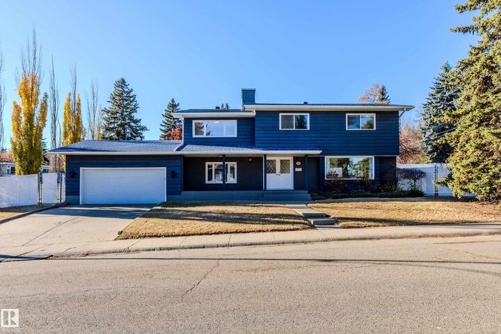 98 Valleyview Crescent NW  Edmonton AB T5R 5T3 photo
