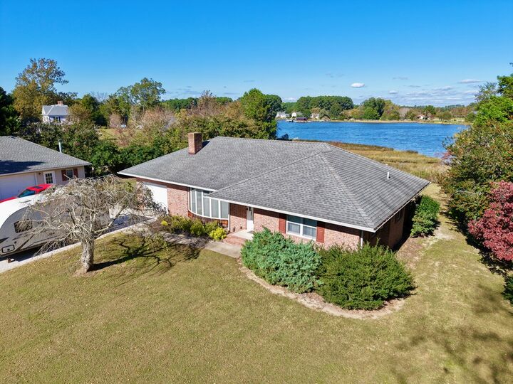 Property Photo: 18095 Plantation Rd VA 23417