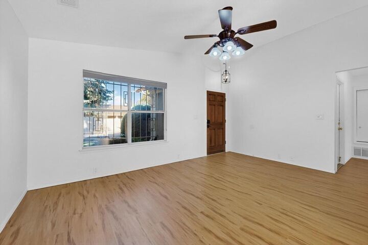 Property Photo:  412 Seward Park Avenue NE  NM 87123 
