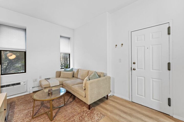 Property Photo:  70 Park Ave 1R  NJ 07030