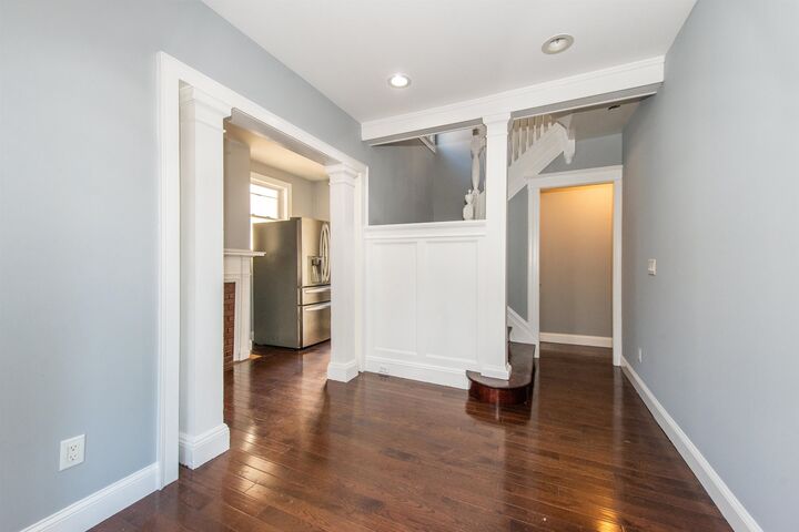 Property Photo:  894 Avenue C 1  NJ 07002