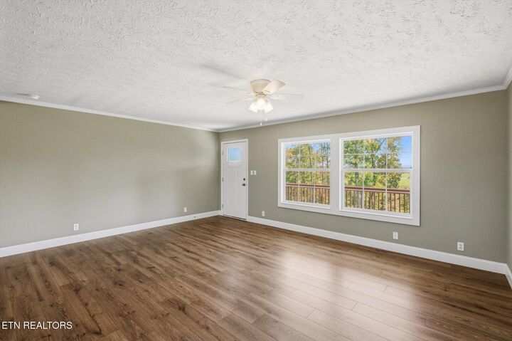 Property Photo:  407 County Road 361  TN 37826