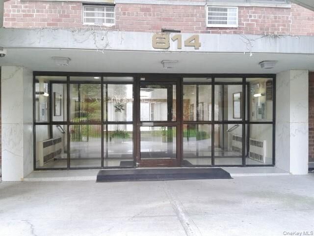 Property Photo:  814 Tilden Street 1A  NY 10467