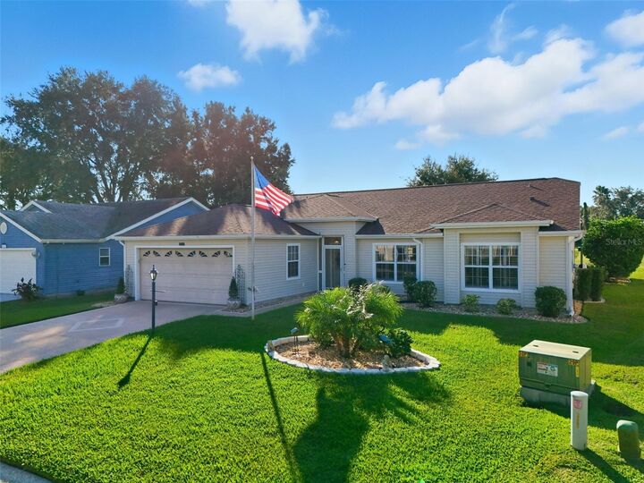 Property Photo:  25233 Lost Oak Circle  FL 34748
