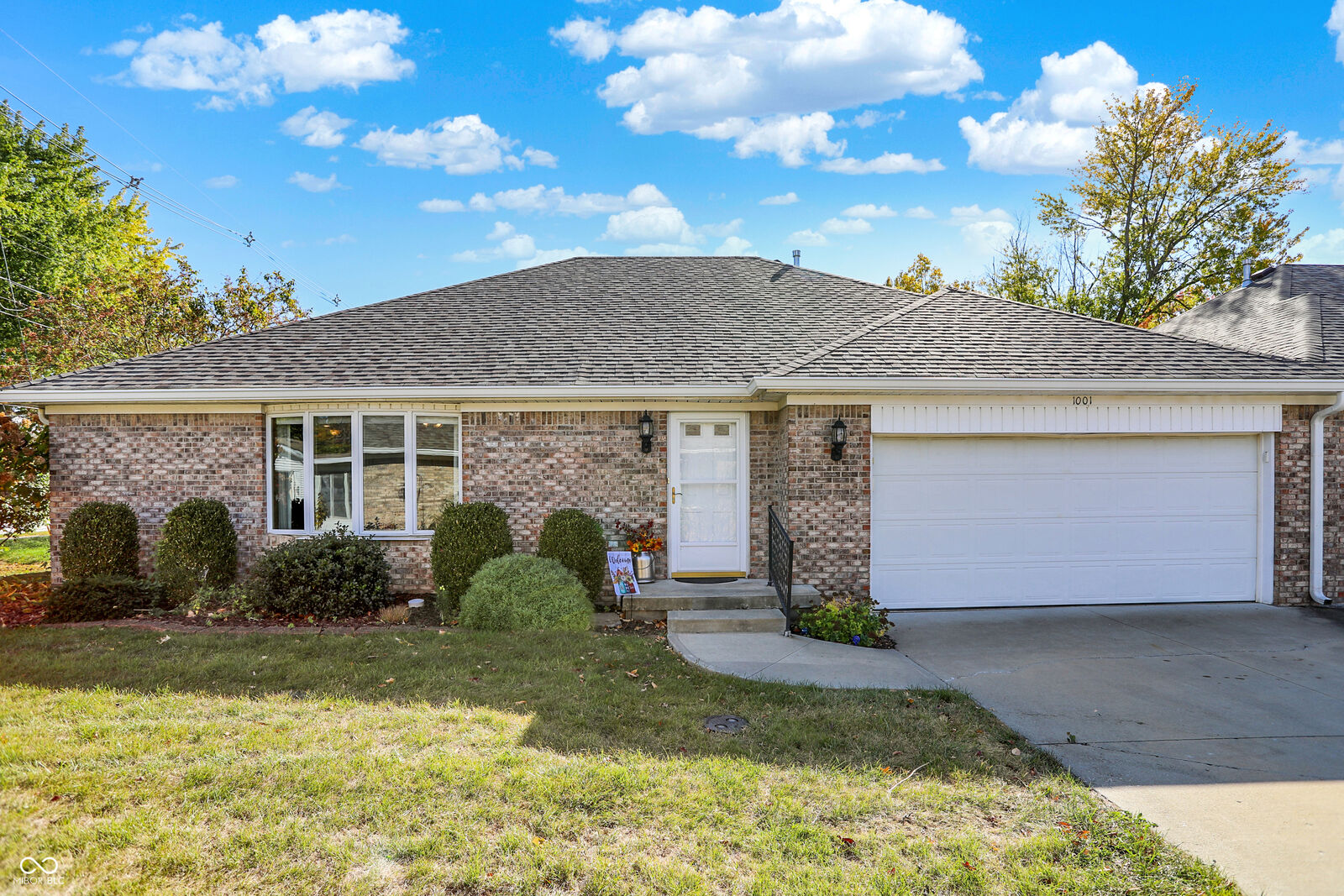 Property Photo:  1001 Esplanade Court 9  IN 46052