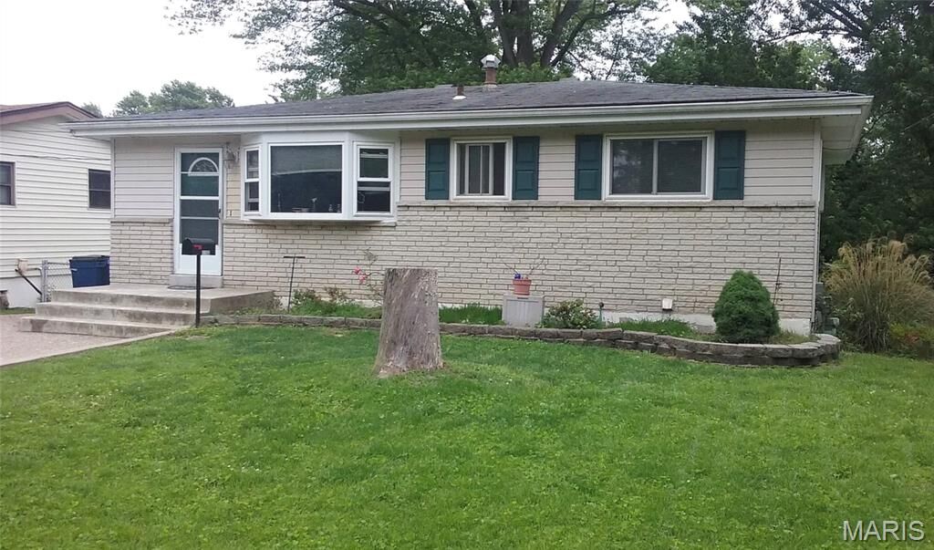 Property Photo:  1150 Clark Street  MO 63031