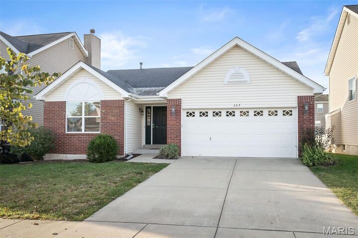 Property Photo:  235 Greengate Drive  MO 63367