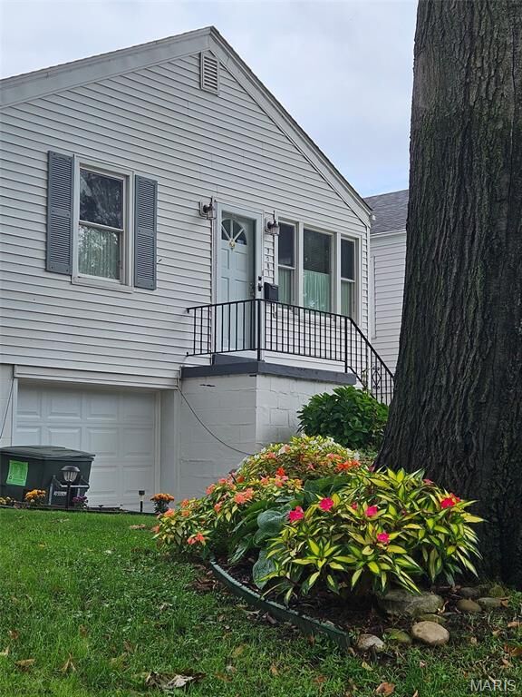 Property Photo:  7081 Bancroft Avenue  MO 63109