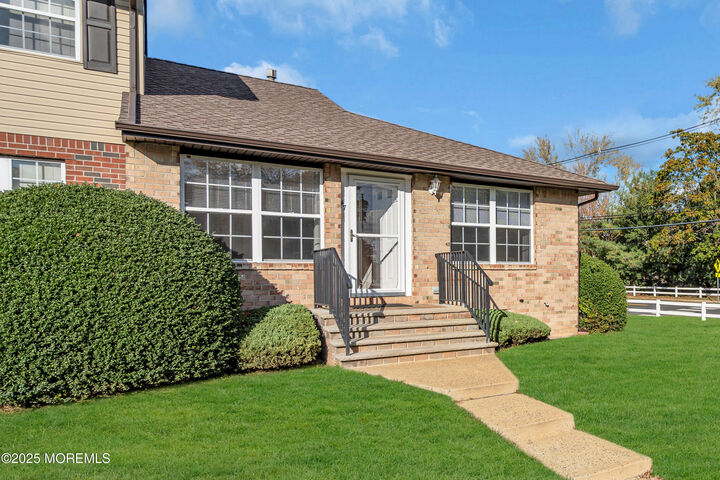 Property Photo:  47 Kitty Court  NJ 08724