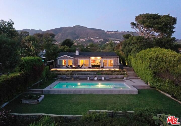 Property Photo:  6453 Guernsey Avenue  CA 90265