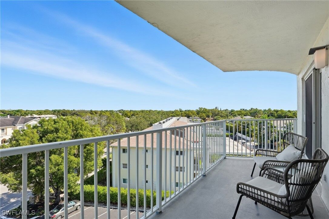 Property Photo:  1300 Gulf Shore Boulevard N 603  FL 34102