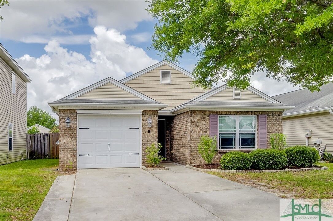 Property Photo:  9 Fall Lake Way  GA 31407 