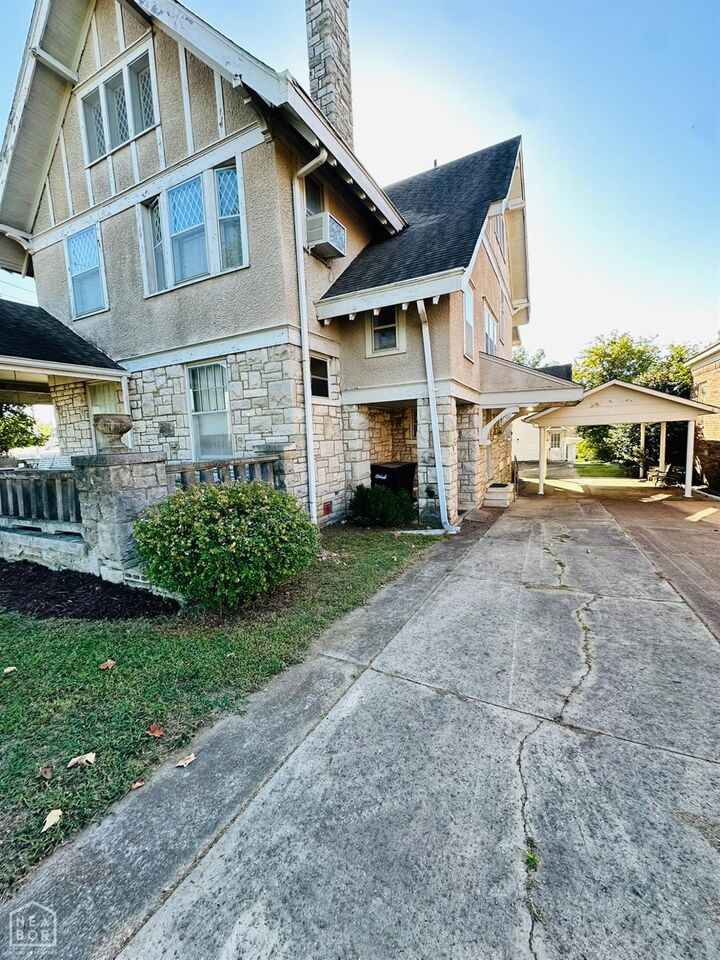Property Photo: 292 E Boswell Street AR 72501
