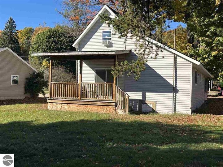 Property Photo:  1944 West Street  MI 49622