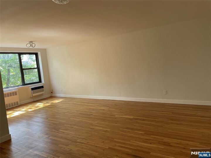 Property Photo:  1541 Lemoine Avenue 3A  NJ 07024 
