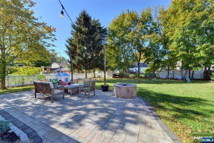 Property Photo:  7 1st  NJ 07440 