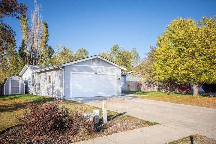 Property Photo:  805 Oakwood Drive  MT 59714
