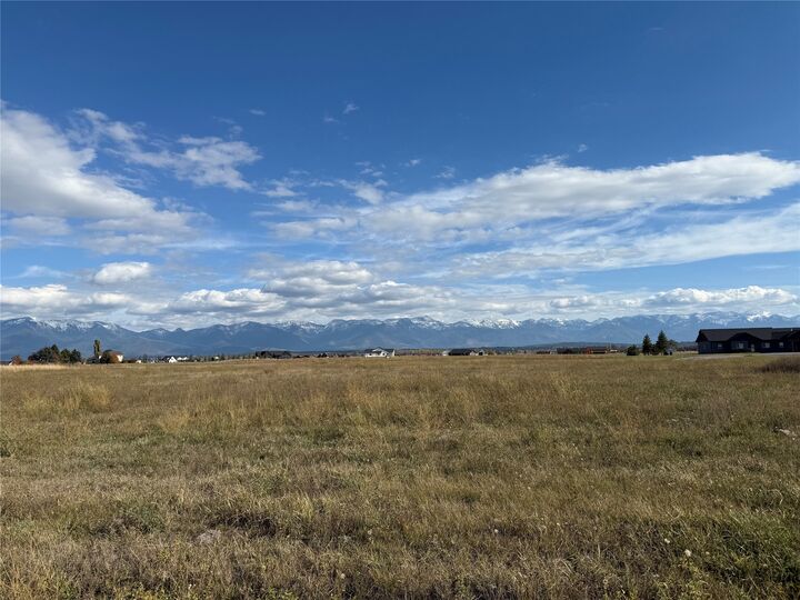 Property Photo:  585 Farm Road  MT 59901 