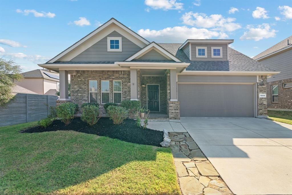 Property Photo:  1809 Quail Lane  TX 76226 