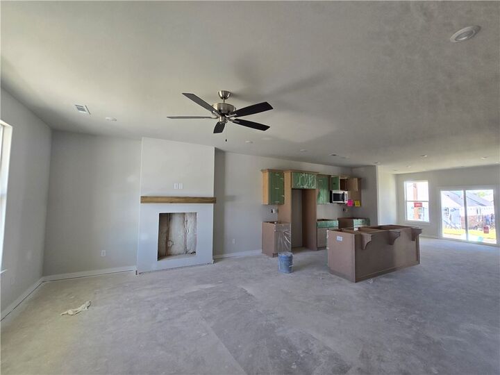 Property Photo: 2306 N Presley Street AR 72761