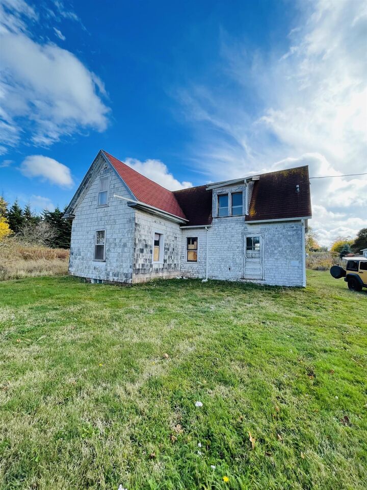 Property Photo: 26 Woodleigh Drive PE C0B 1M0