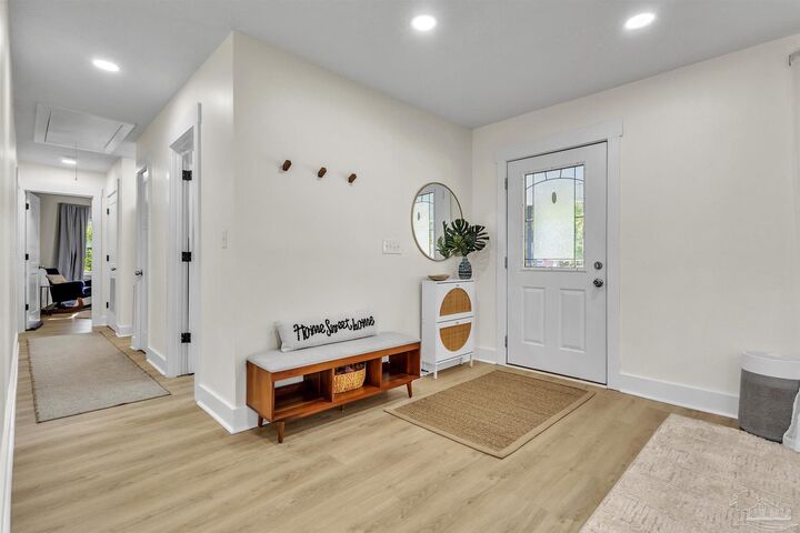 Property Photo:  1826 Peyton Dr  FL 32503