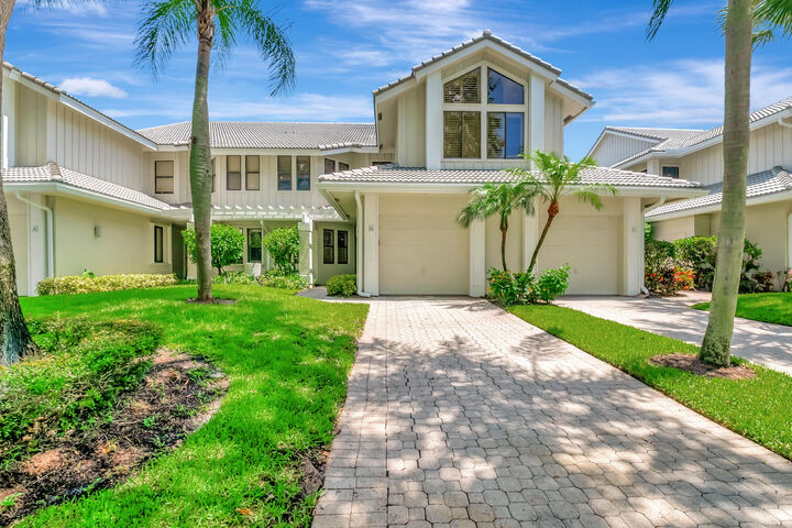 Property Photo:  17565 Ashbourne Way D  FL 33496