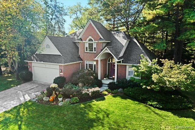 1227 Briarwood Court  Wixom MI 48393 photo