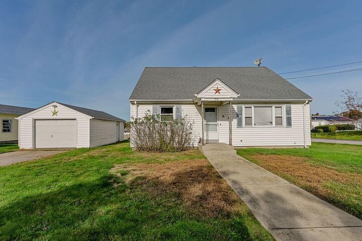 Property Photo:  92 Bracket Avenue  RI 02878