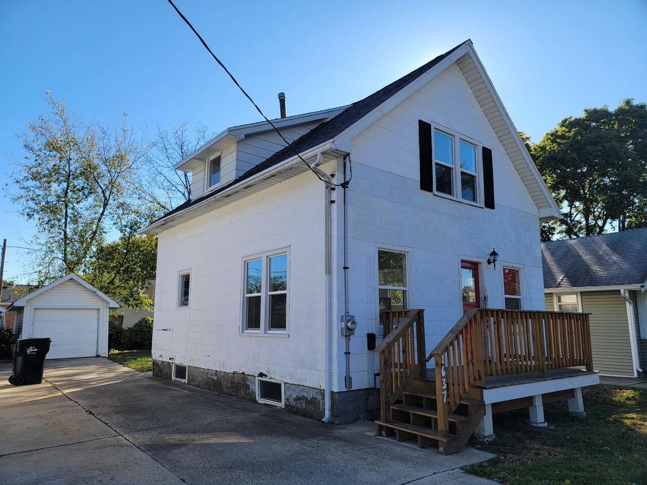 Property Photo:  1637 Fayette Avenue  WI 53511 