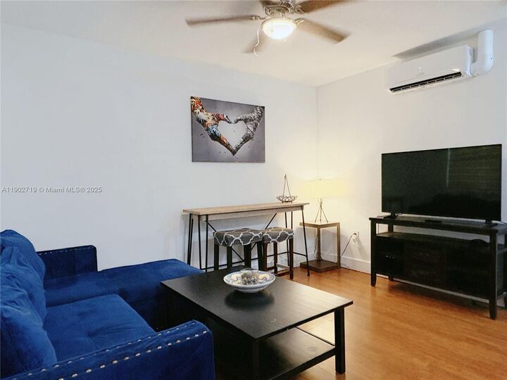 Property Photo:  1726 Thomas St 3  FL 33020