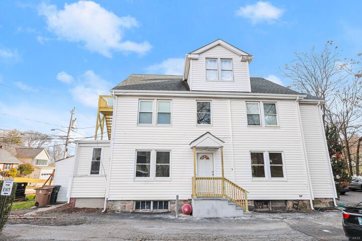 Property Photo:  21 Holcomb Avenue  CT 06906