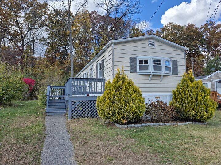 Property Photo:  91 Chaffeeville Road Trlr 19  CT 06250 