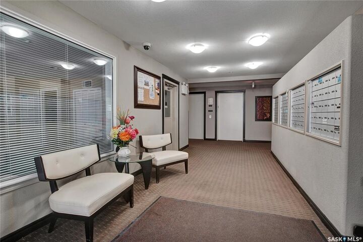 Property Photo:  150 Pawlychenko Lane 211  SK S7V 0B4 