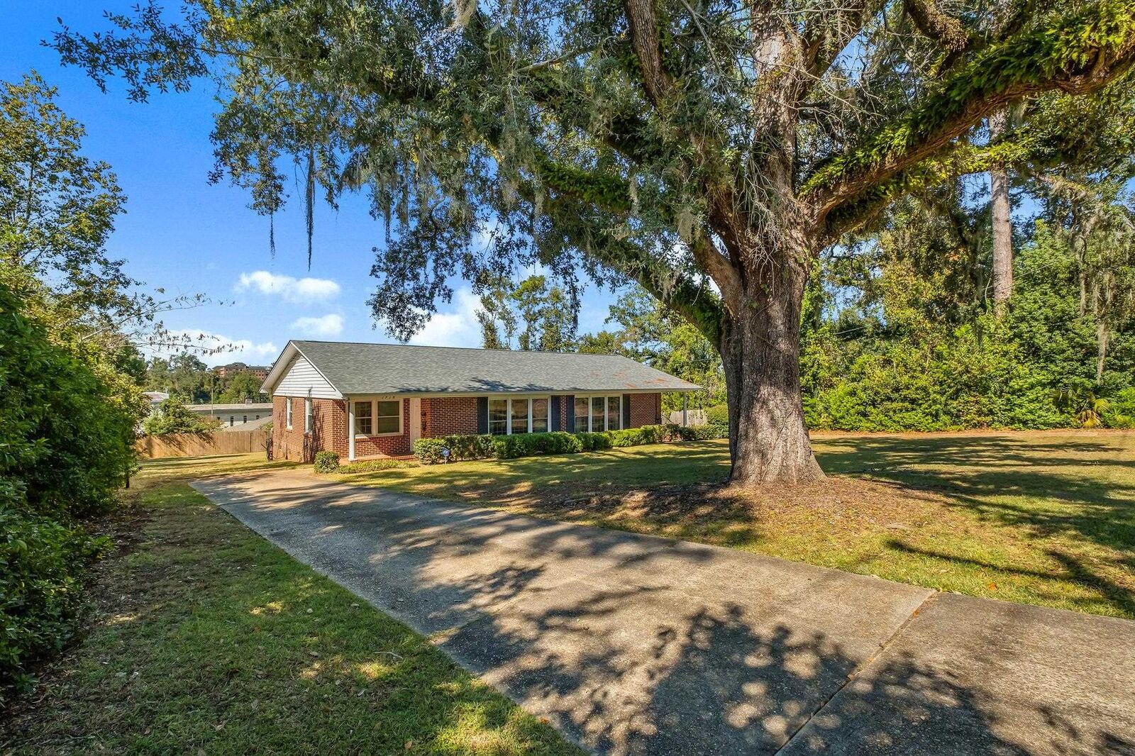 Property Photo:  1716 S Meridian Street  FL 32301