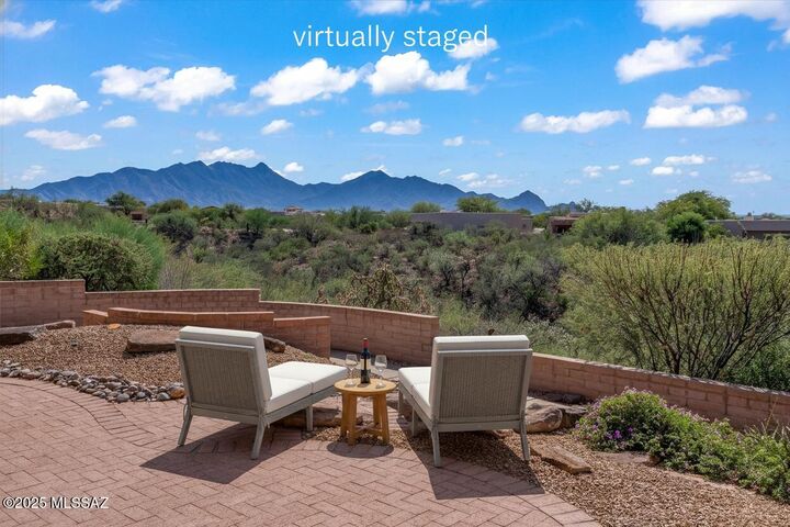 Property Photo: 810 E Josephine Canyon Drive AZ 85614